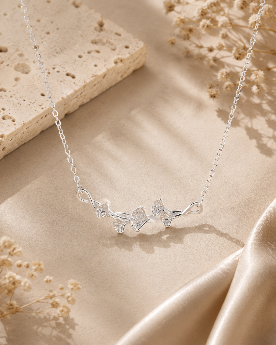 925 Sterling Silver Ginkgo Leaf Pendant Necklace