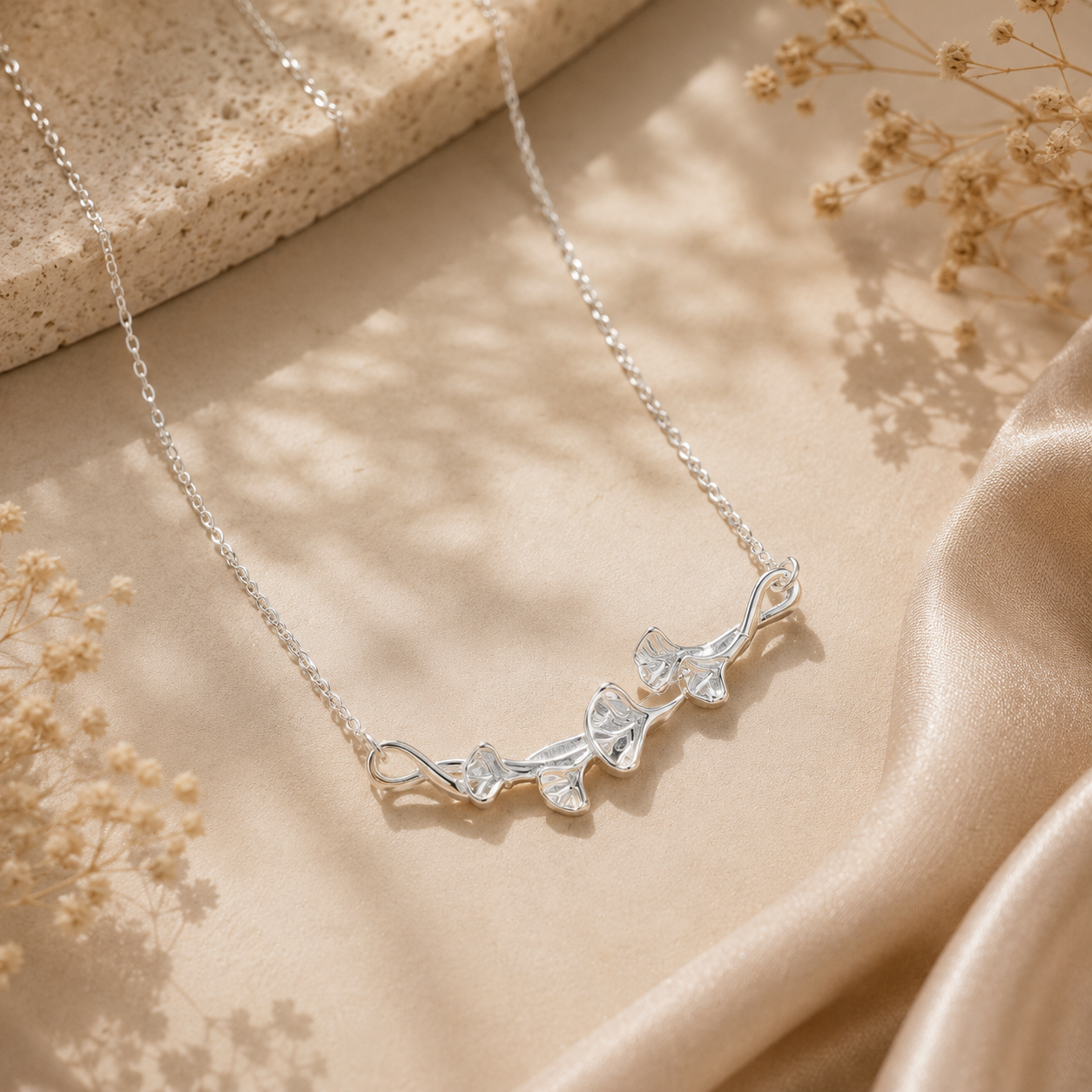 925 Sterling Silver Ginkgo Leaf Pendant Necklace